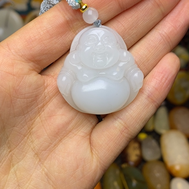 和田玉未镶嵌吊坠(赠链)