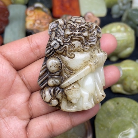 蛇纹石玉颈饰未镶嵌53