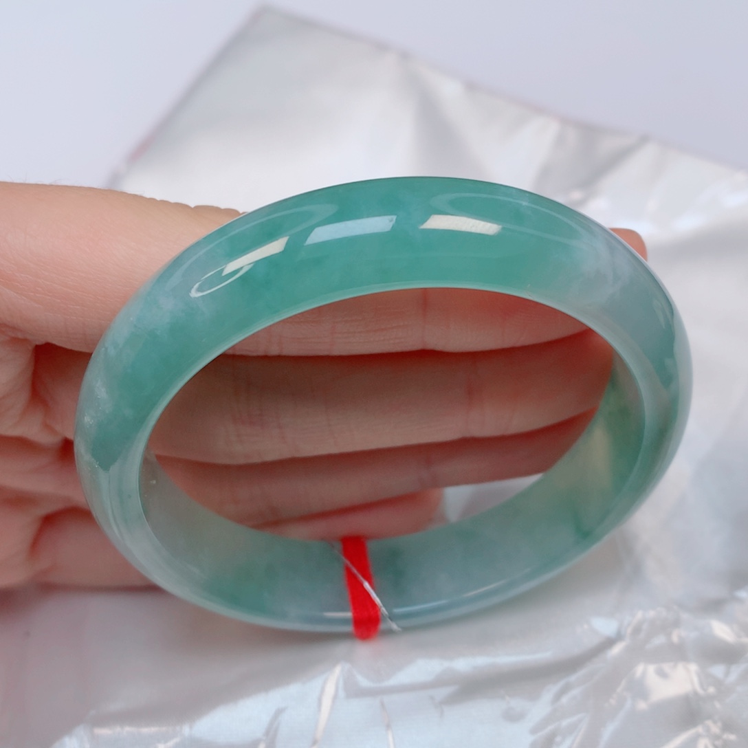 翡翠手镯未镶嵌52.8正圈