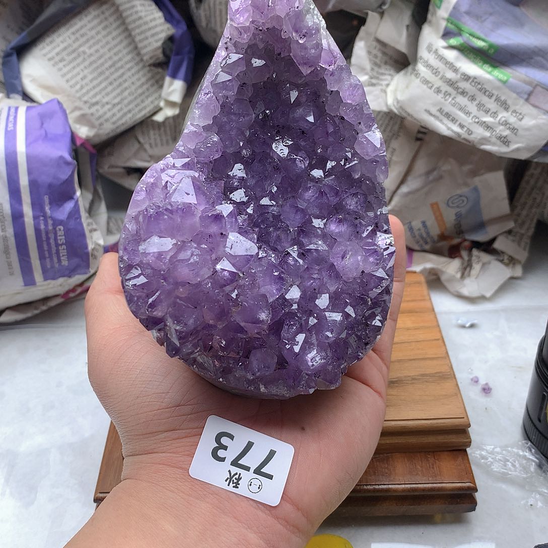 紫晶大型摆件（非配饰）未镶嵌