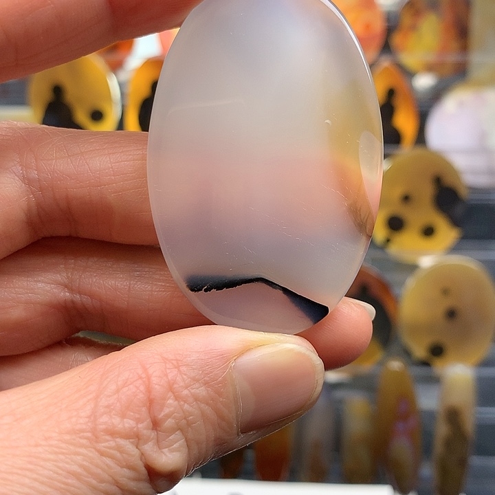 玛瑙/玉髓颈饰未镶嵌113