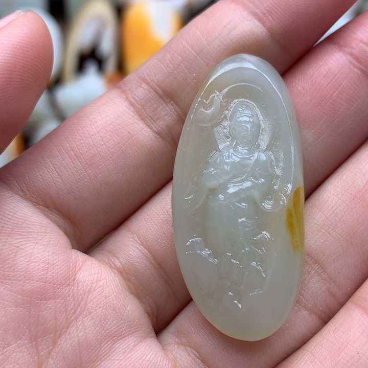 和田玉未镶嵌颈饰