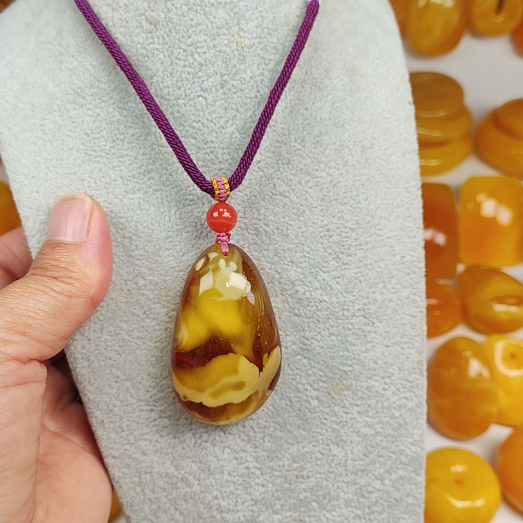 蜜蜡吊坠(赠链)未镶嵌