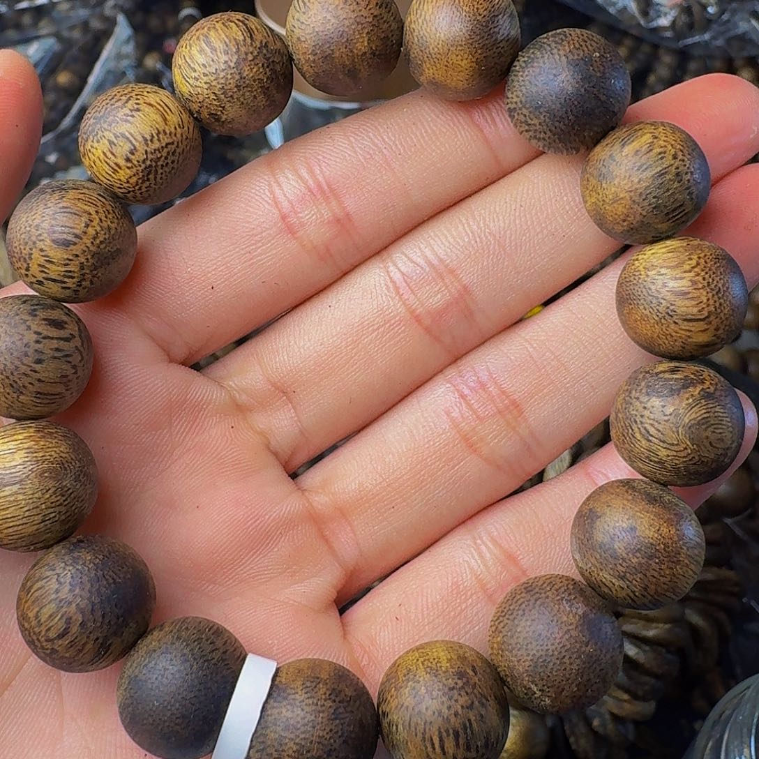 沉香手串1:3圆珠15克老料子