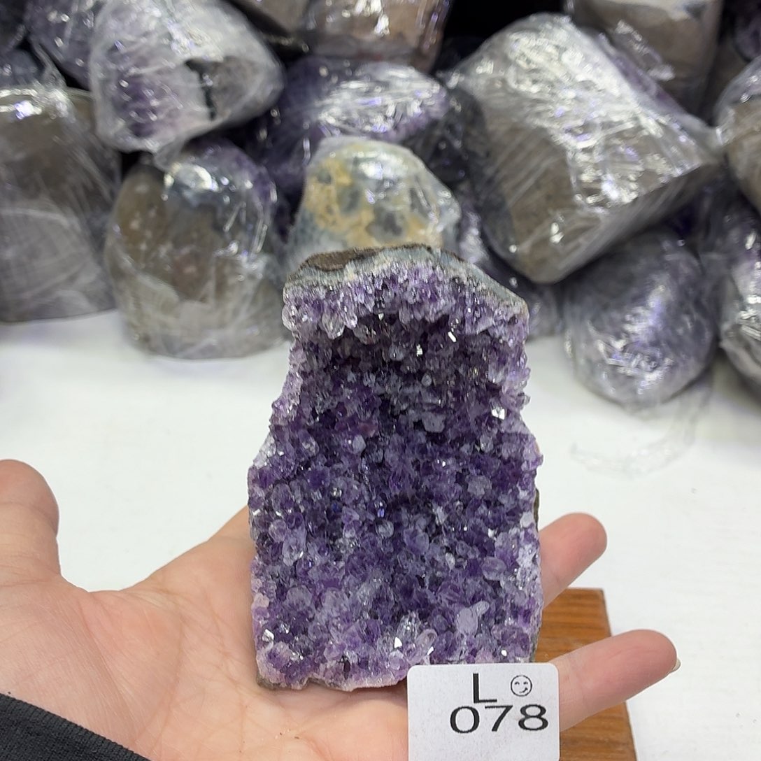 水晶摆件未镶嵌天然紫水晶