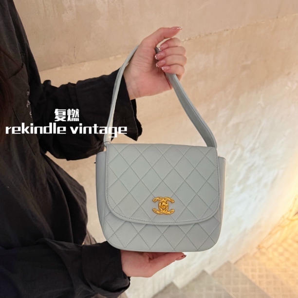 95新 Chanel/香奈儿 复燃精选/baby蓝菱格纹雕花扣kelly单肩包