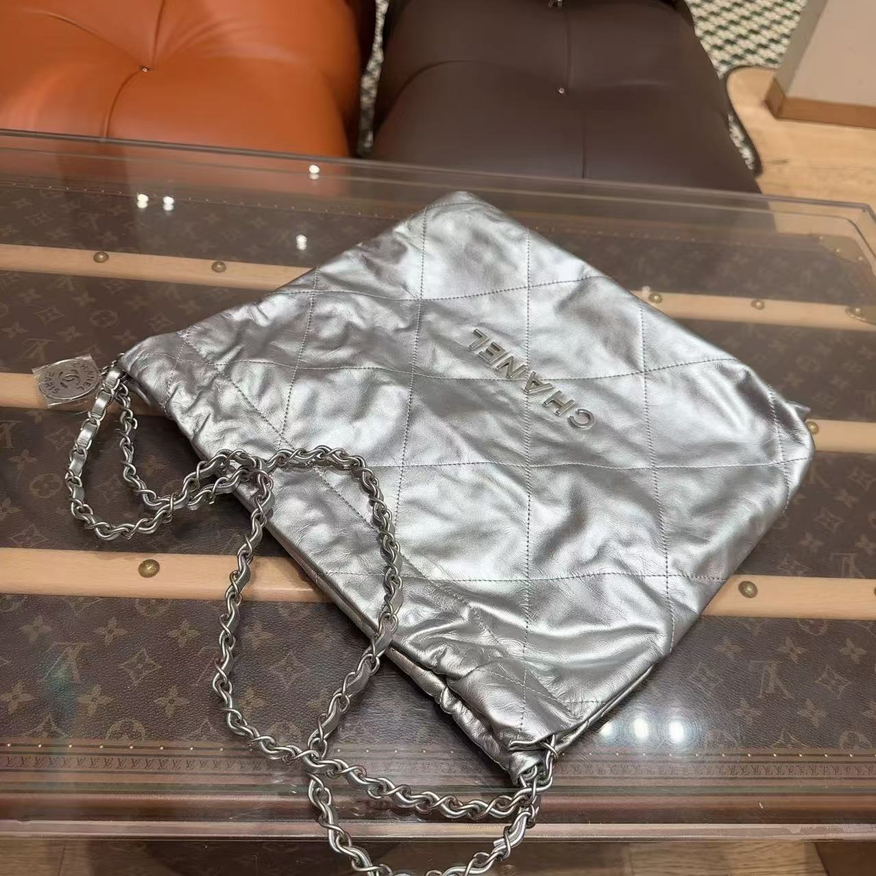 全新未使用 Chanel/香奈儿 22bag银色小号垃圾袋/芯片款
