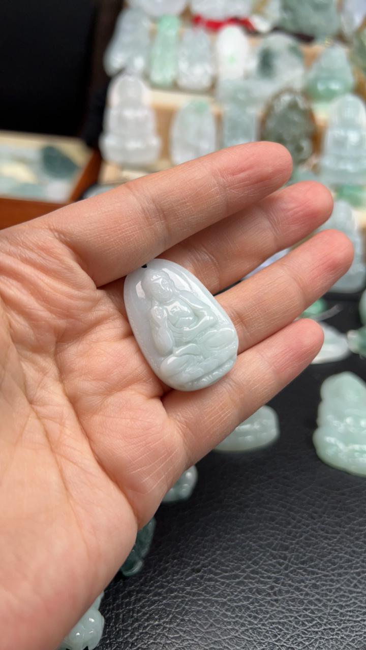 天然翡翠A货阿弥陀佛