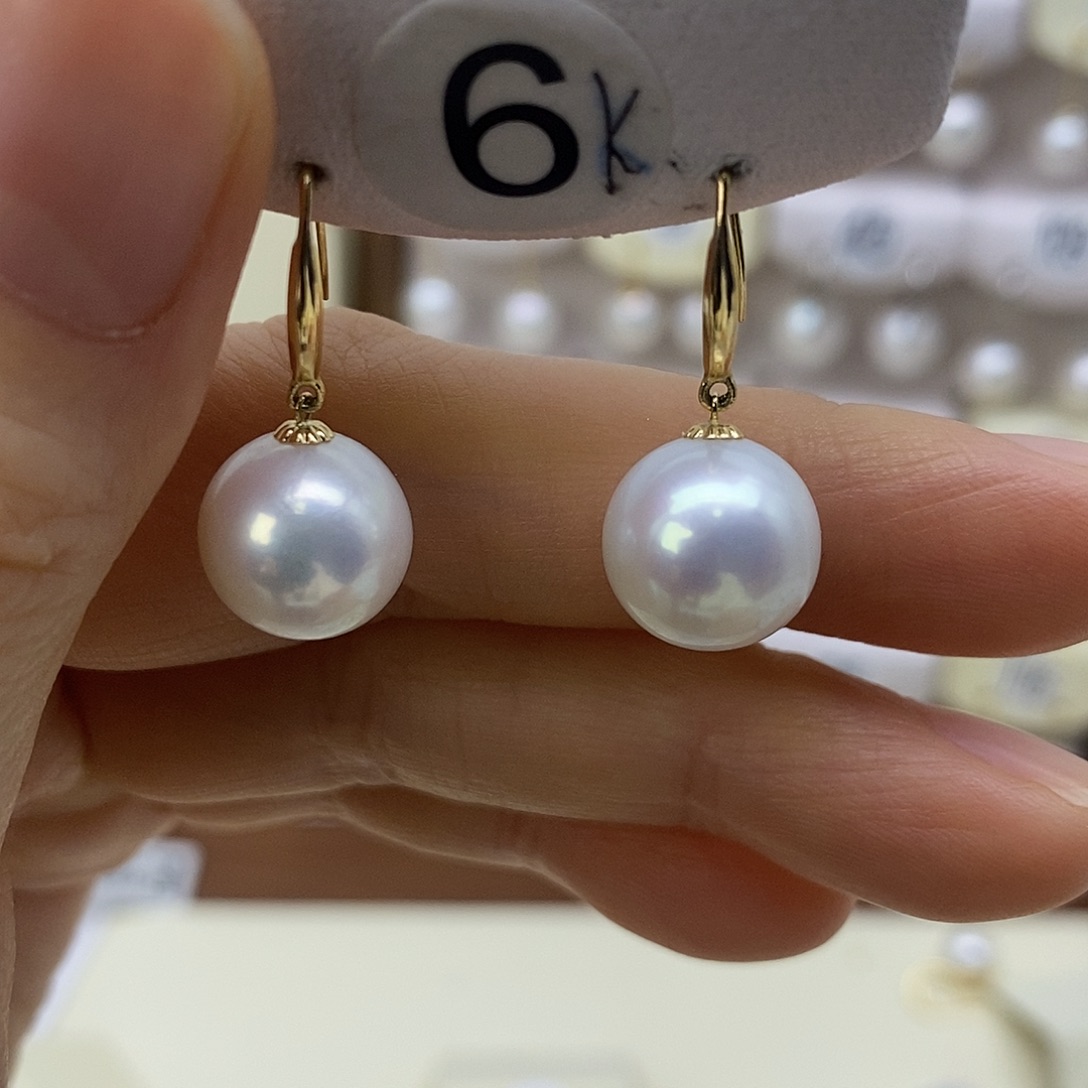 淡水珍珠18K金镶嵌耳饰