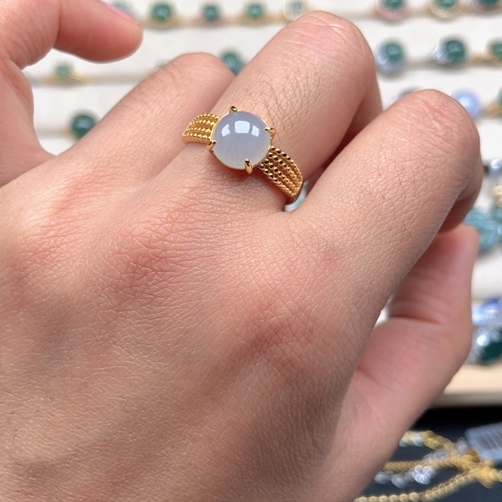 翡翠未镶嵌戒指戒指