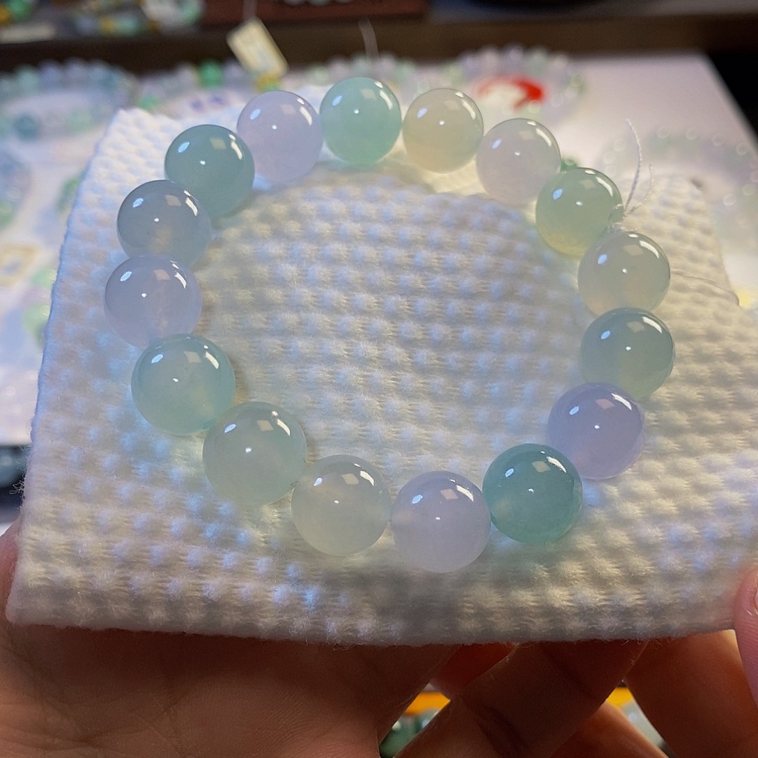 定制翡翠未镶嵌翡翠.