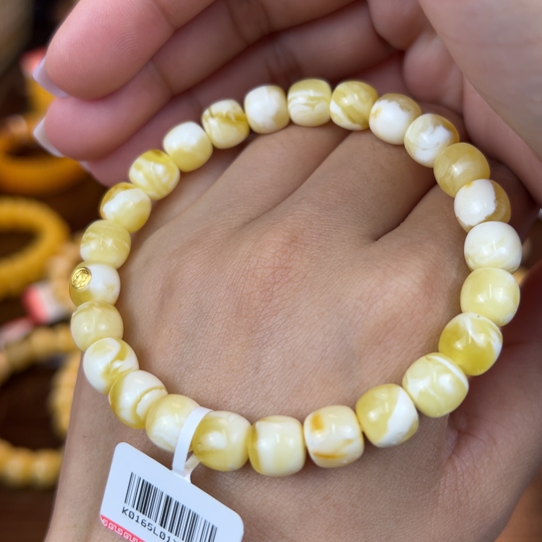 琥珀裸石未镶嵌jjnnnjkkmm