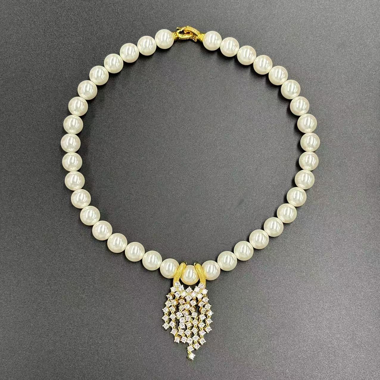 x463-轻奢气质设计款极光白圆珠项链-赠礼盒