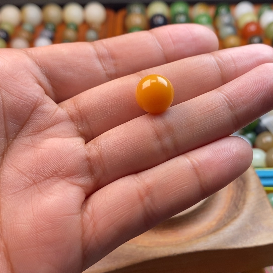 诸***遂石英质玉未镶嵌珠宝奇石卡12缅黄y