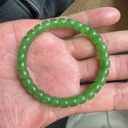 和田玉手链未镶嵌俄罗斯色标乌兰海满冰翠苹果绿卡7直切