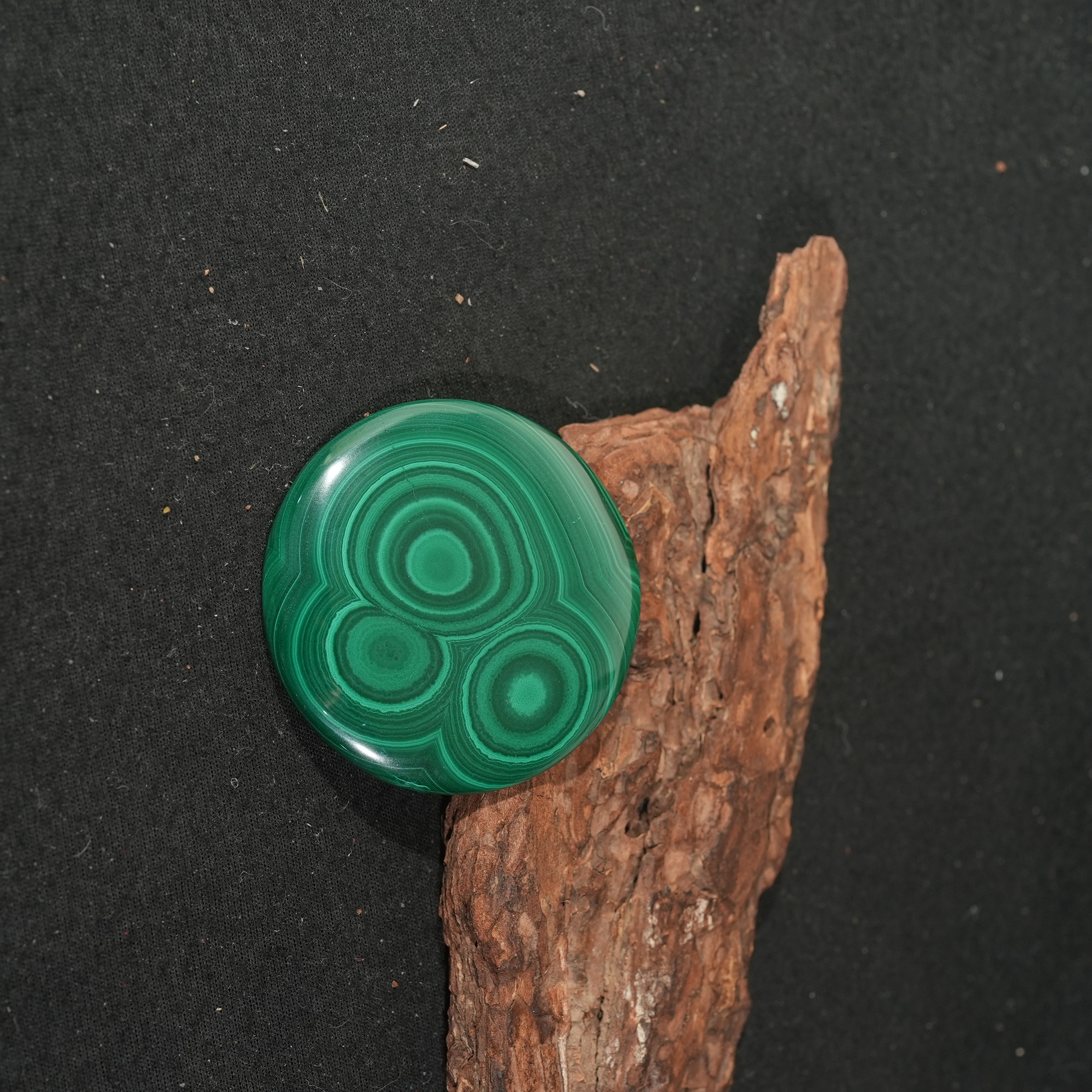 12.3香港王老板-孔雀石吊坠多样性发一4s292