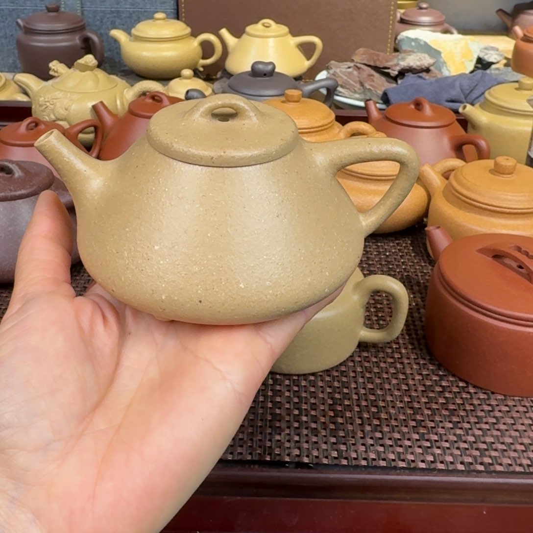 本山绿泥茶壶梨皮200毫升左右