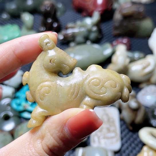 白玉菩提吊坠摆件