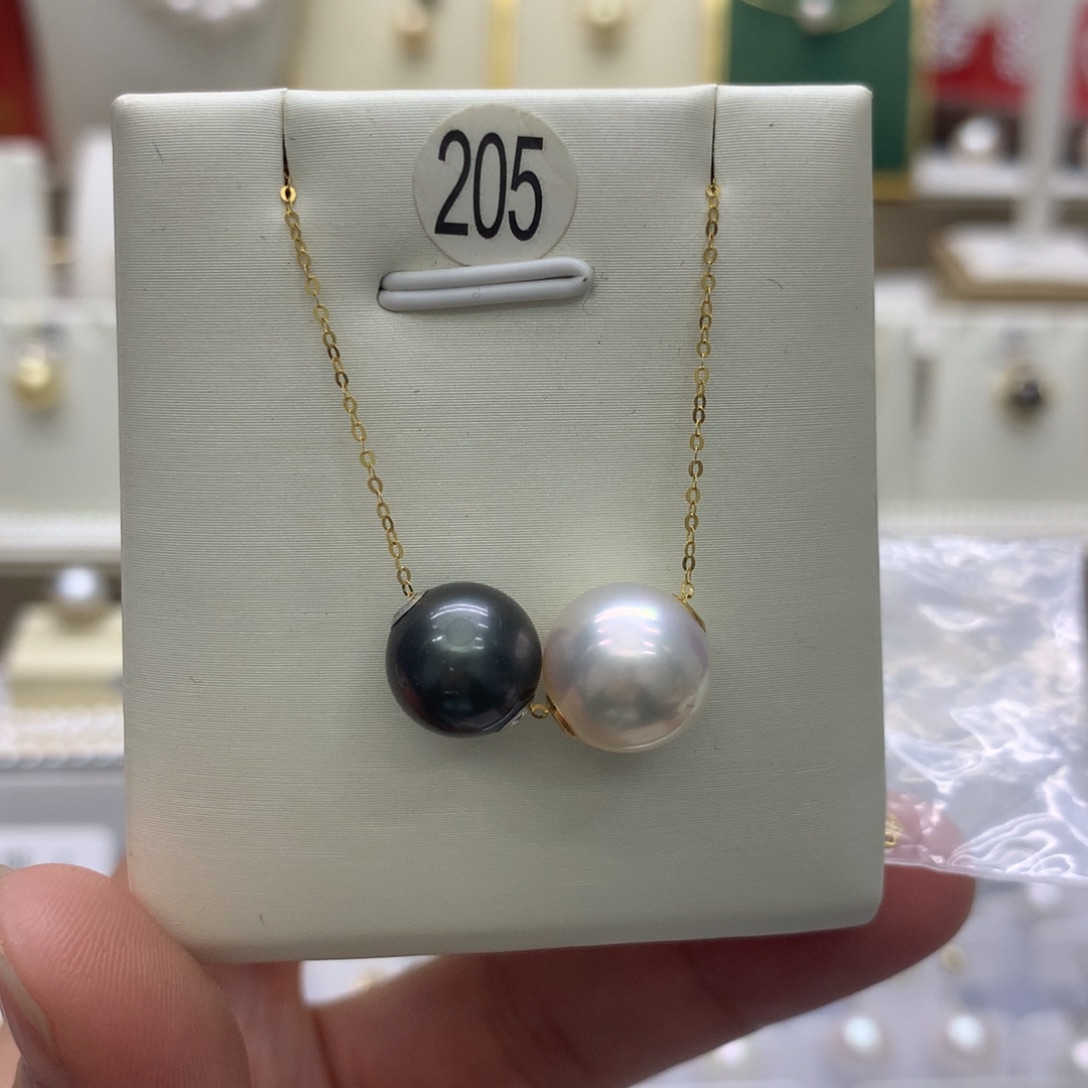 项链18K金镶嵌海水珍珠