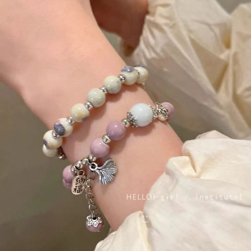 新中式蝴蝶木质串珠手链女2025年新款古风搭配汉服闺蜜手串配