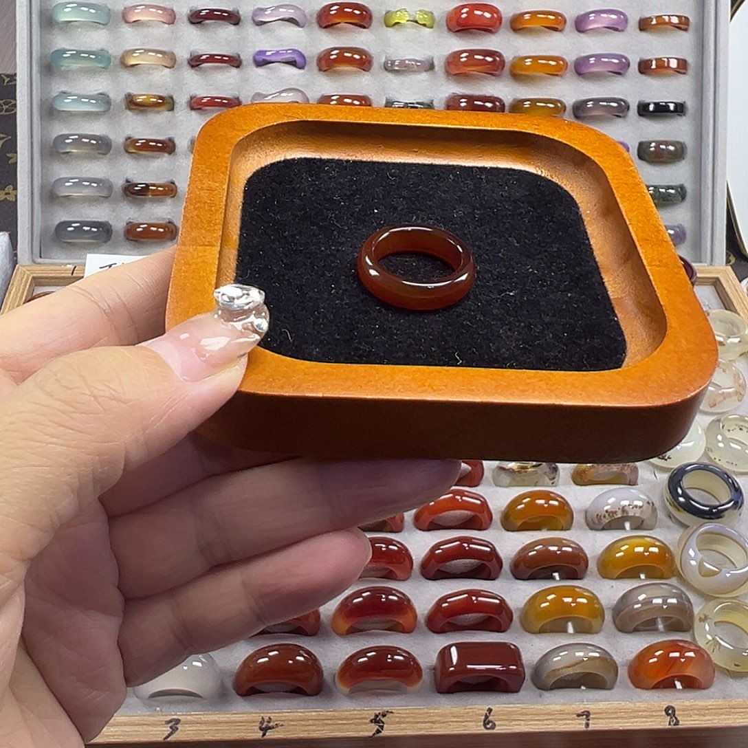 玛瑙/玉髓未镶嵌戒指A2不退换17.1港15