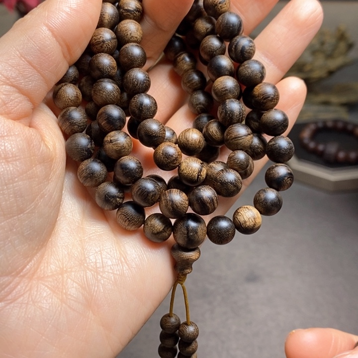 沉香手串越南芽庄黄棋楠瘤疤0.8×108