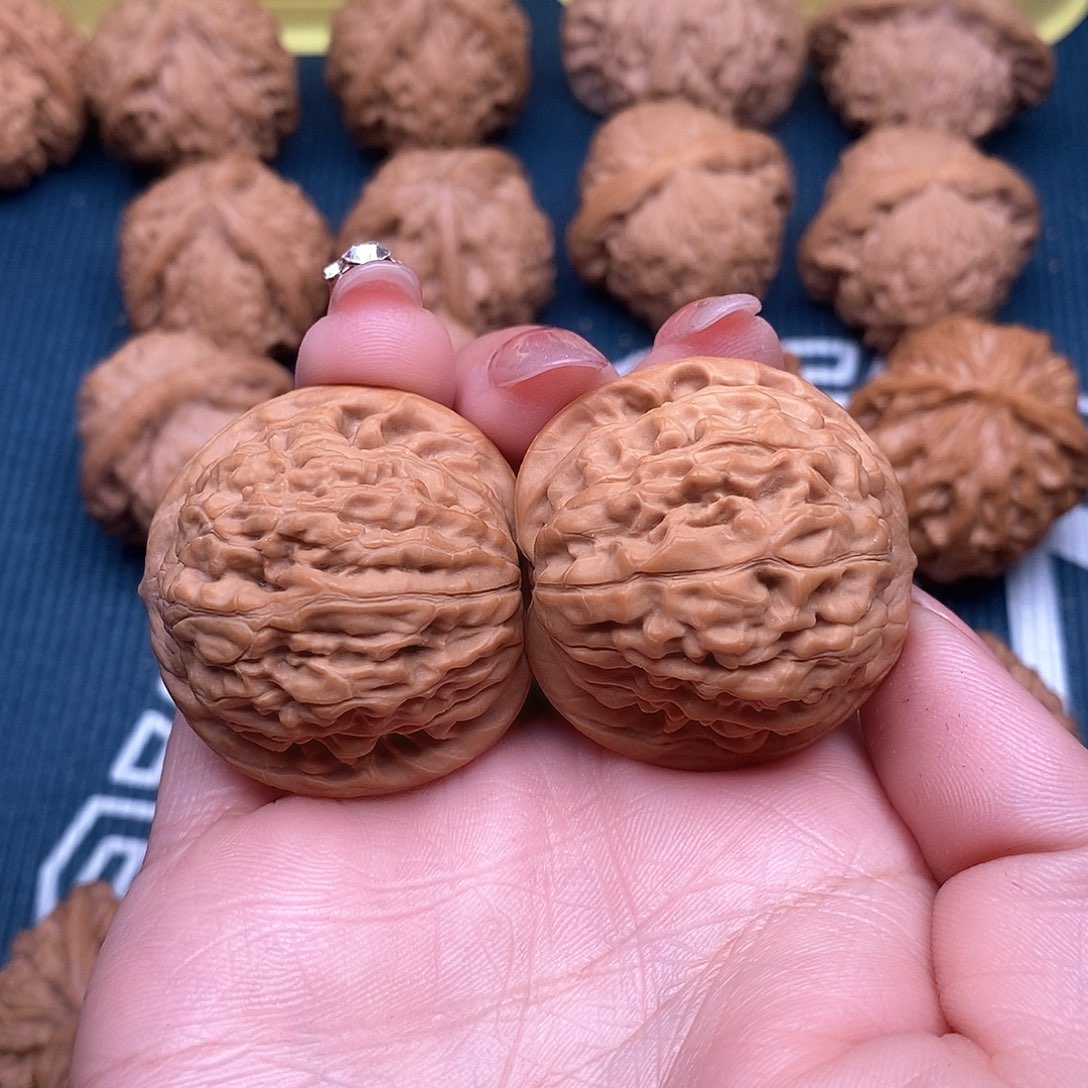 文玩核桃吊坠7*9莲花37