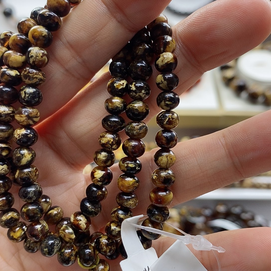 琥珀未镶嵌裸石琥珀6