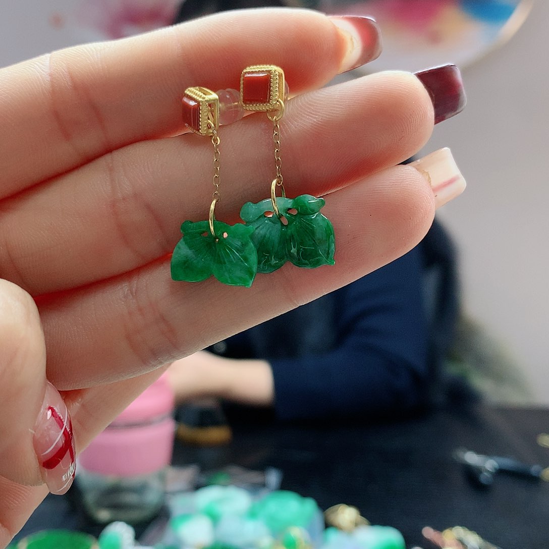 【闪购商品】翡翠耳饰银S925镶嵌h，