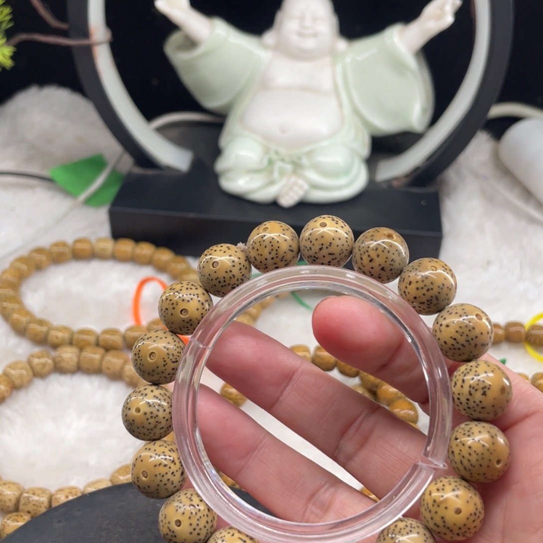 弹***儿吊坠星月菩提13圆珠