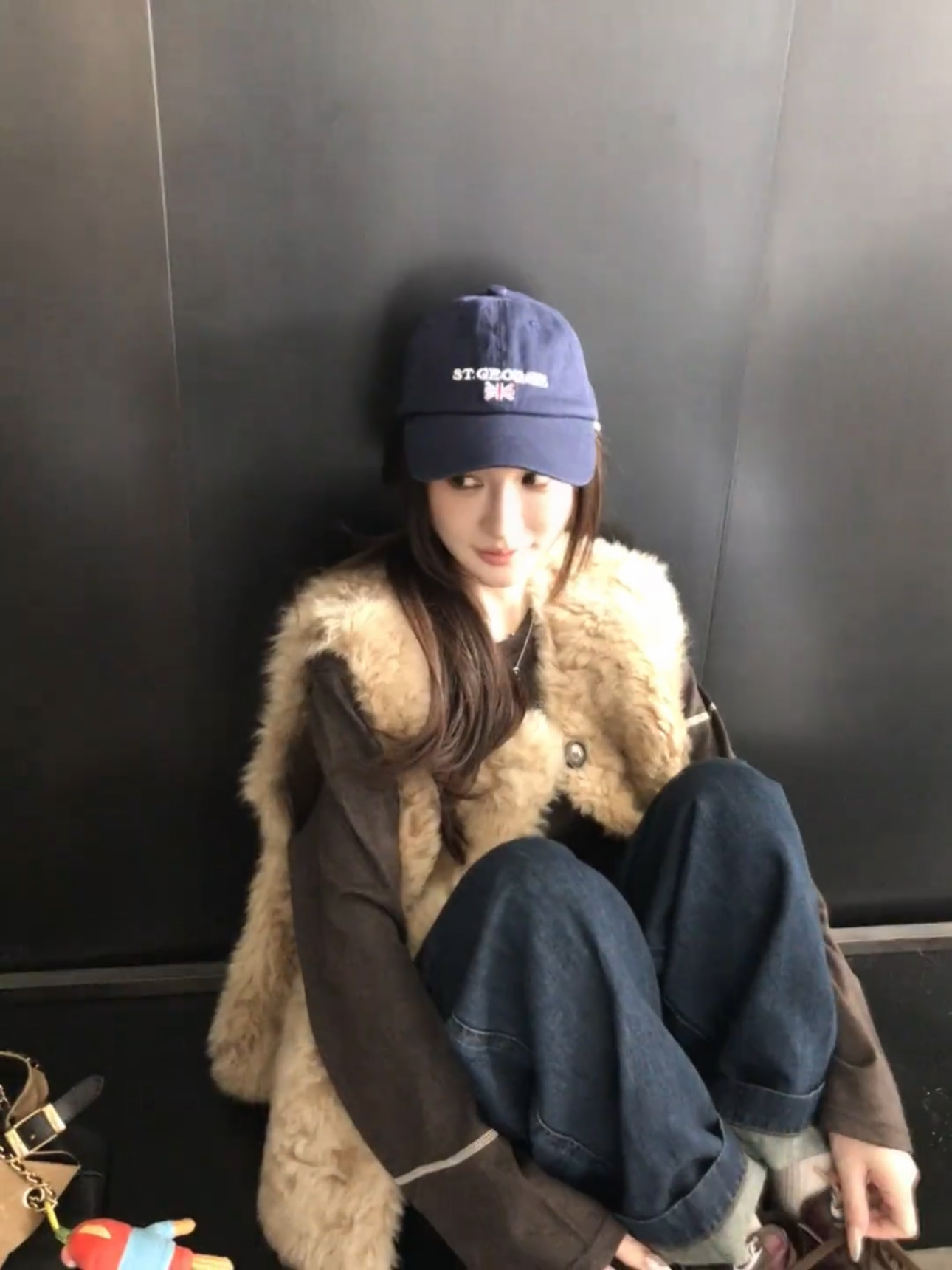 2025秋冬季新款女无袖短款马甲背心高级时髦洋气外套上衣坎肩