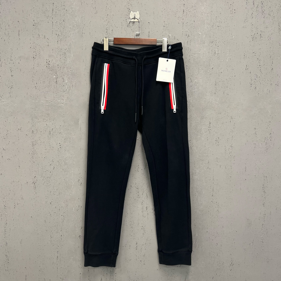 99新 MONCLER moncler蒙口黑色拉链彩条后背黑标卫裤L码