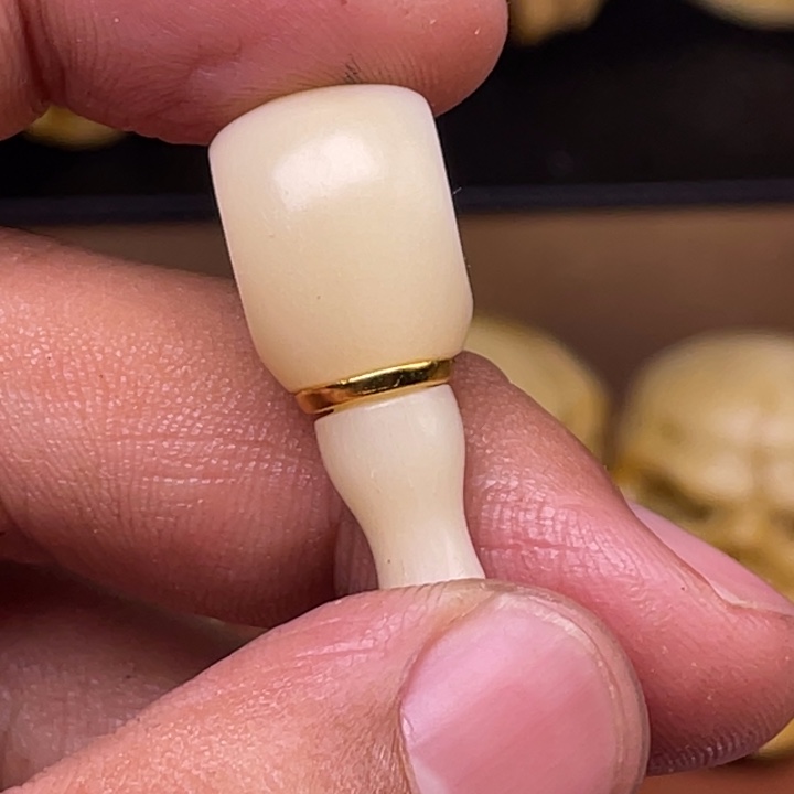 驼骨摆件人工抗议