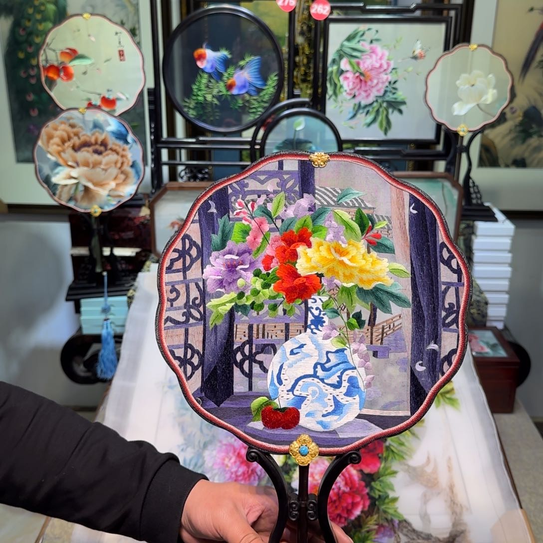 刺绣刺绣工艺精湛