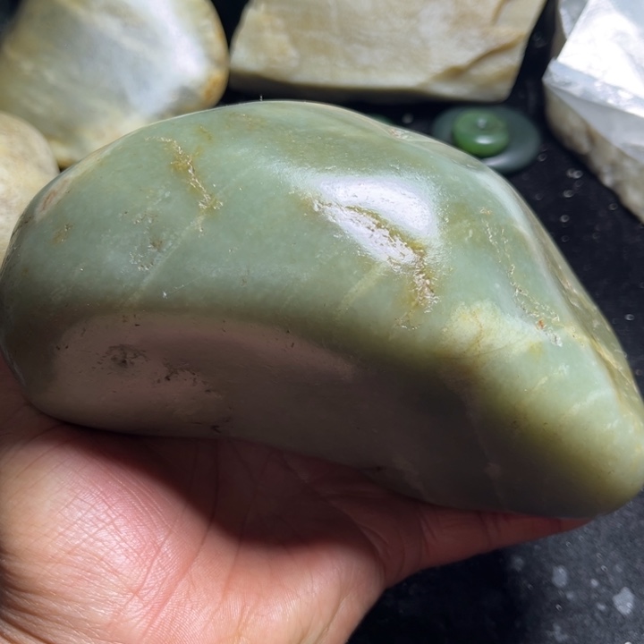 和田玉（糖玉）未镶嵌珠宝奇石