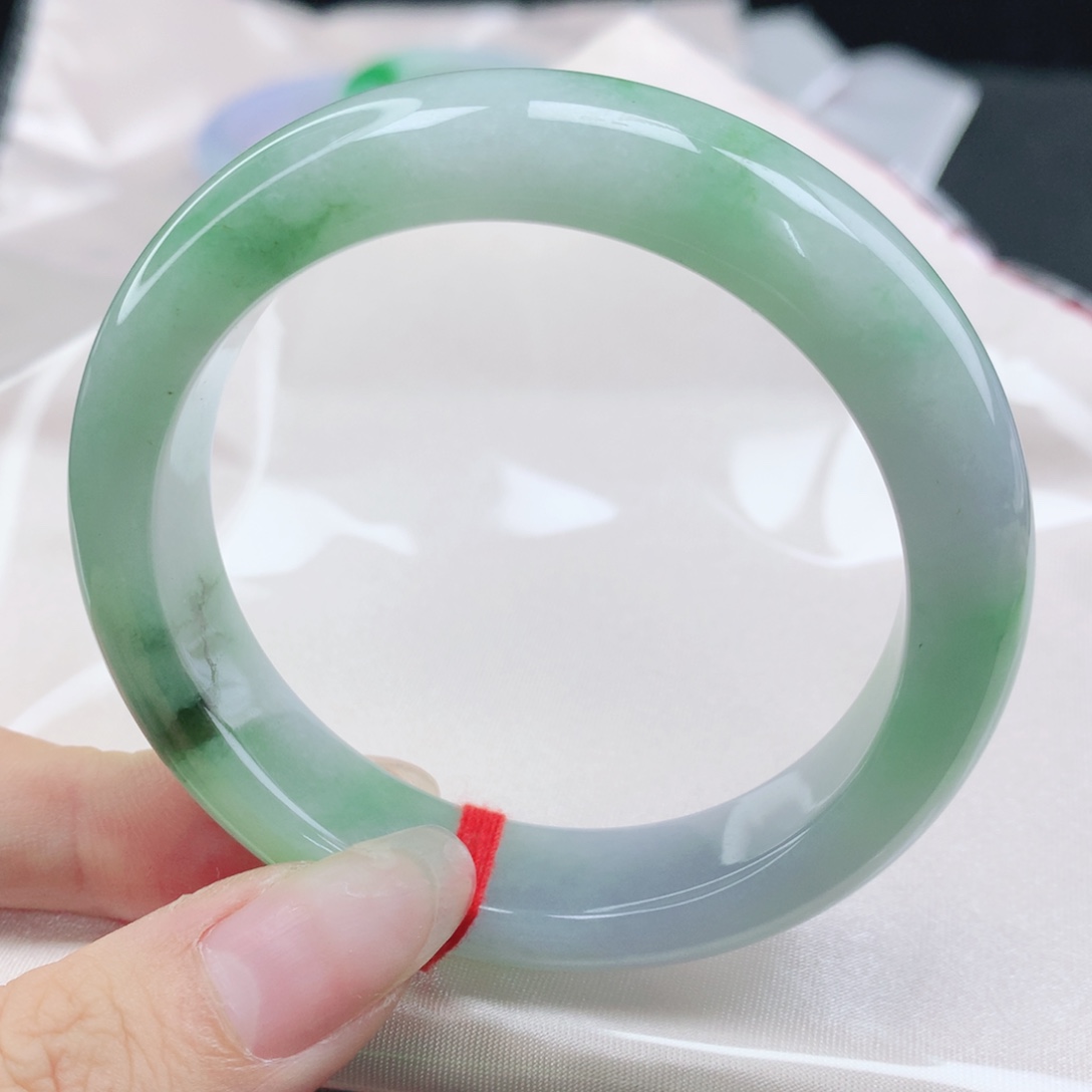 翡翠未镶嵌手镯缅甸54.5飘阳绿正圈