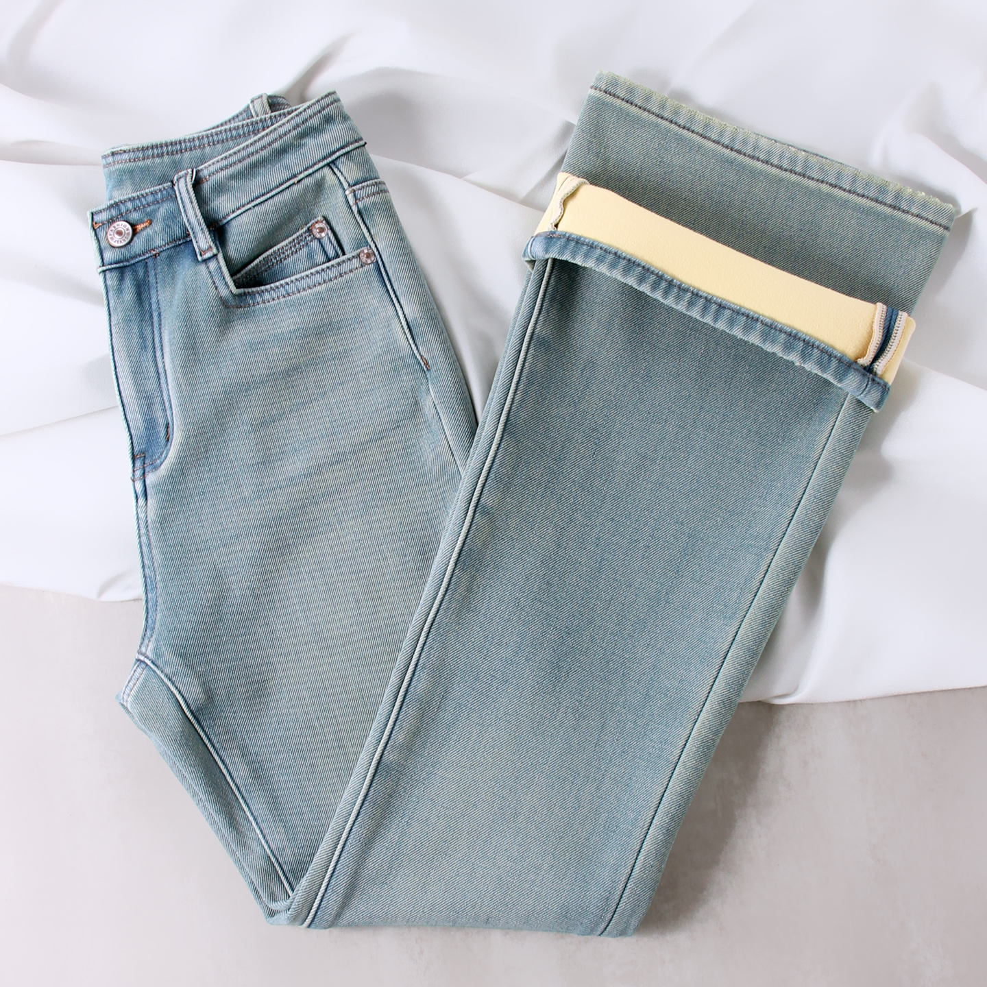 微喇牛仔裤女秋冬2025新款小个子穿搭加绒加厚高腰弹力显瘦喇叭裤