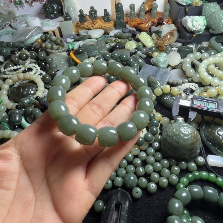 和田玉手串未镶嵌14