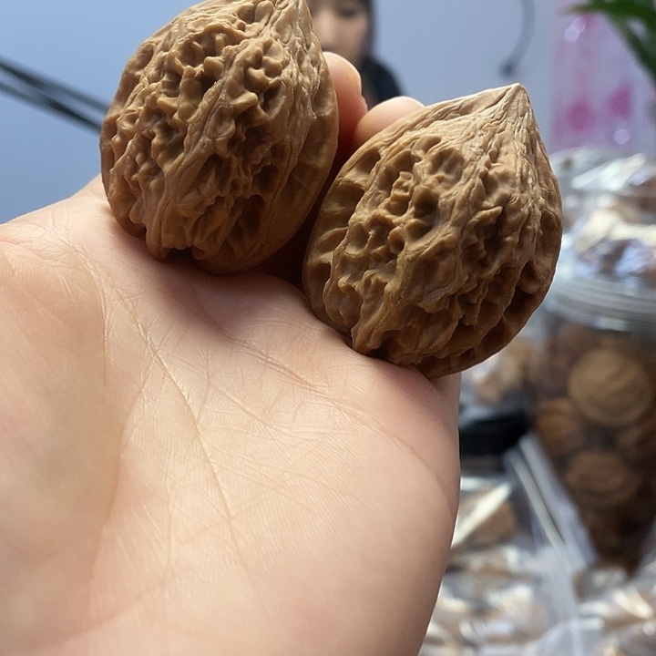 把件文玩核桃36大古石小众红皮