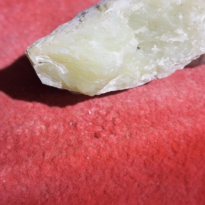 和田玉（糖玉）车挂未镶嵌