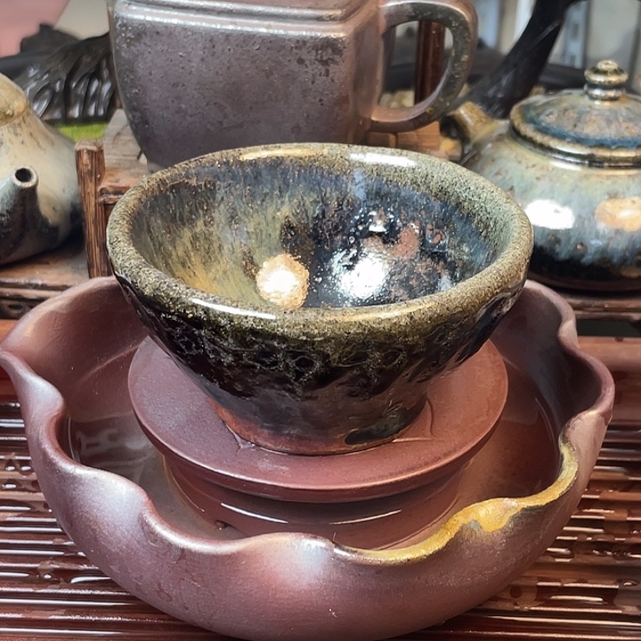 虎***紫砂茶壶宜兴紫砂壶