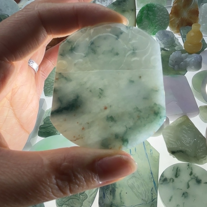 翡翠吊坠(赠链)未镶嵌翡翠飘花仿古无事牌