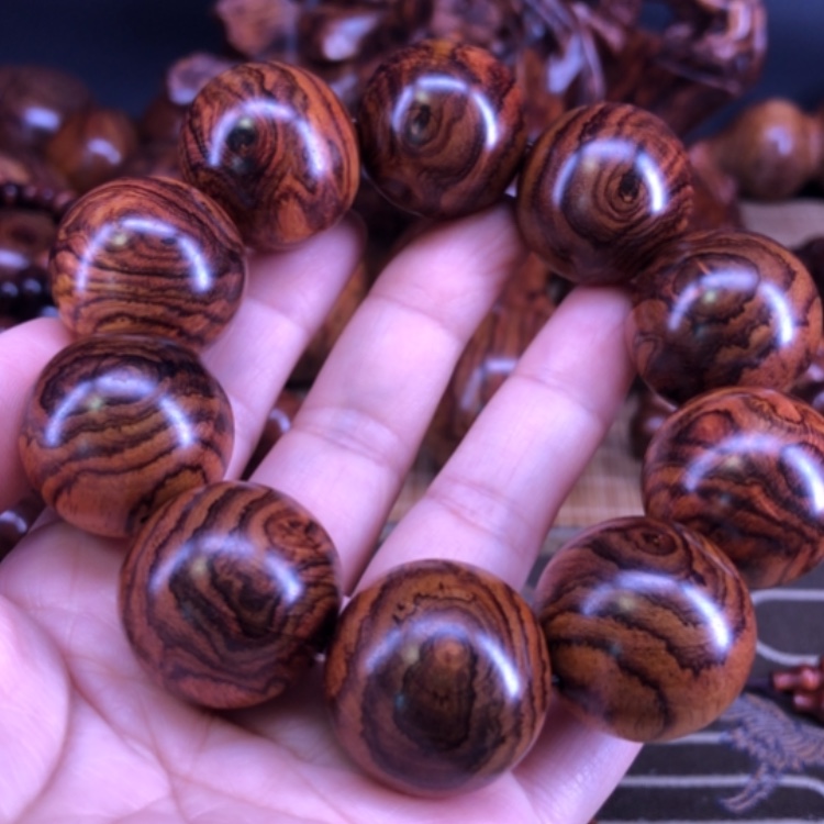【闪购商品】黄花梨/降香黄檀手串/手链伟****伟2.0