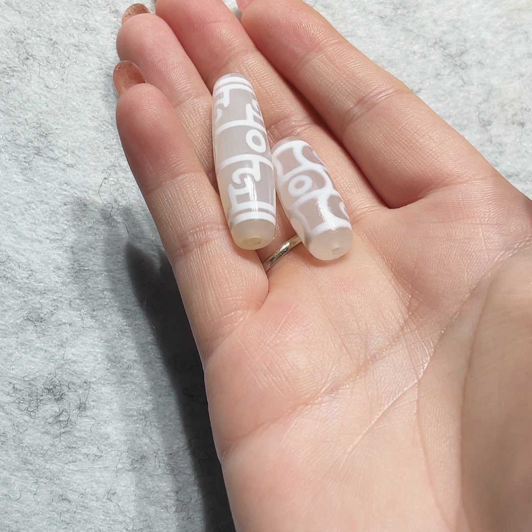 佳***佳未镶嵌颈饰玛瑙/玉髓