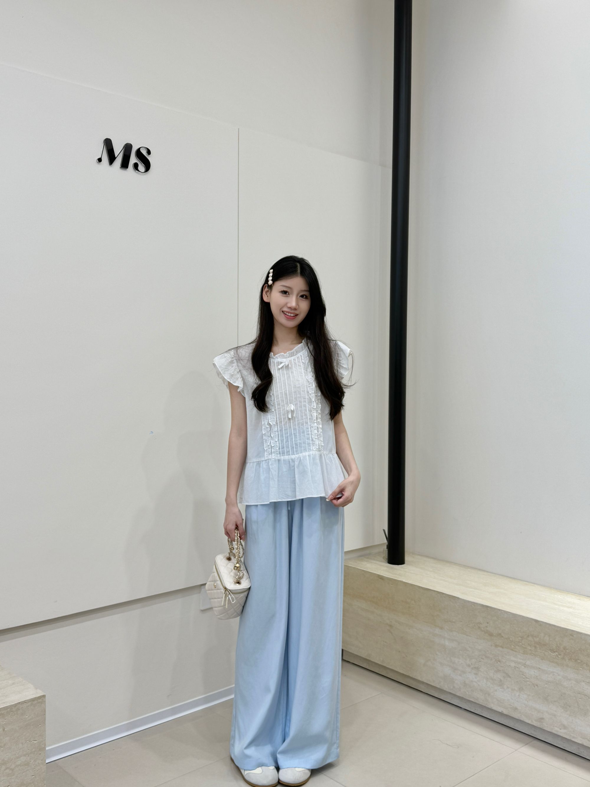 韩系圆领木耳边衬衫女百搭小飞袖上衣2025夏新款
