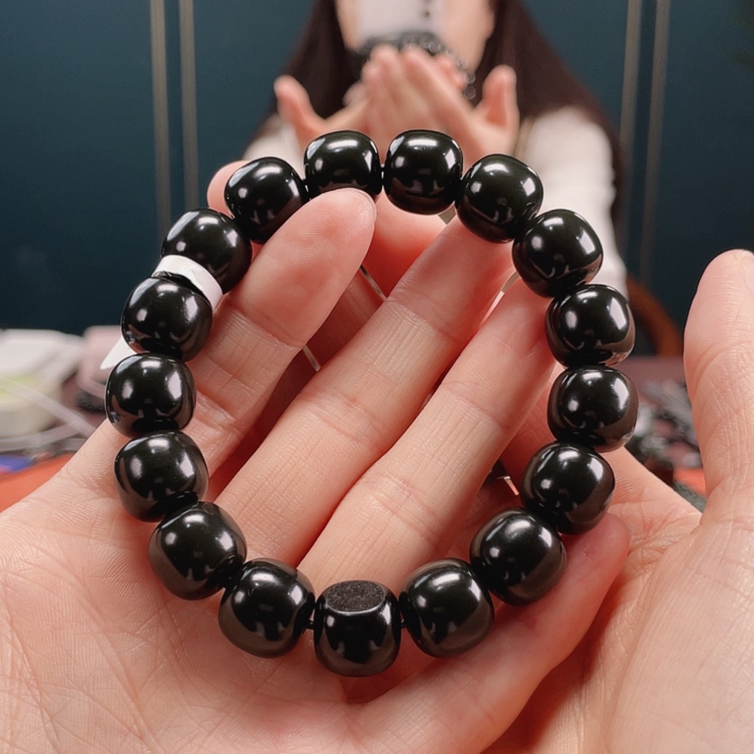 和田玉手串未镶嵌阿*黑青卡12.13老型