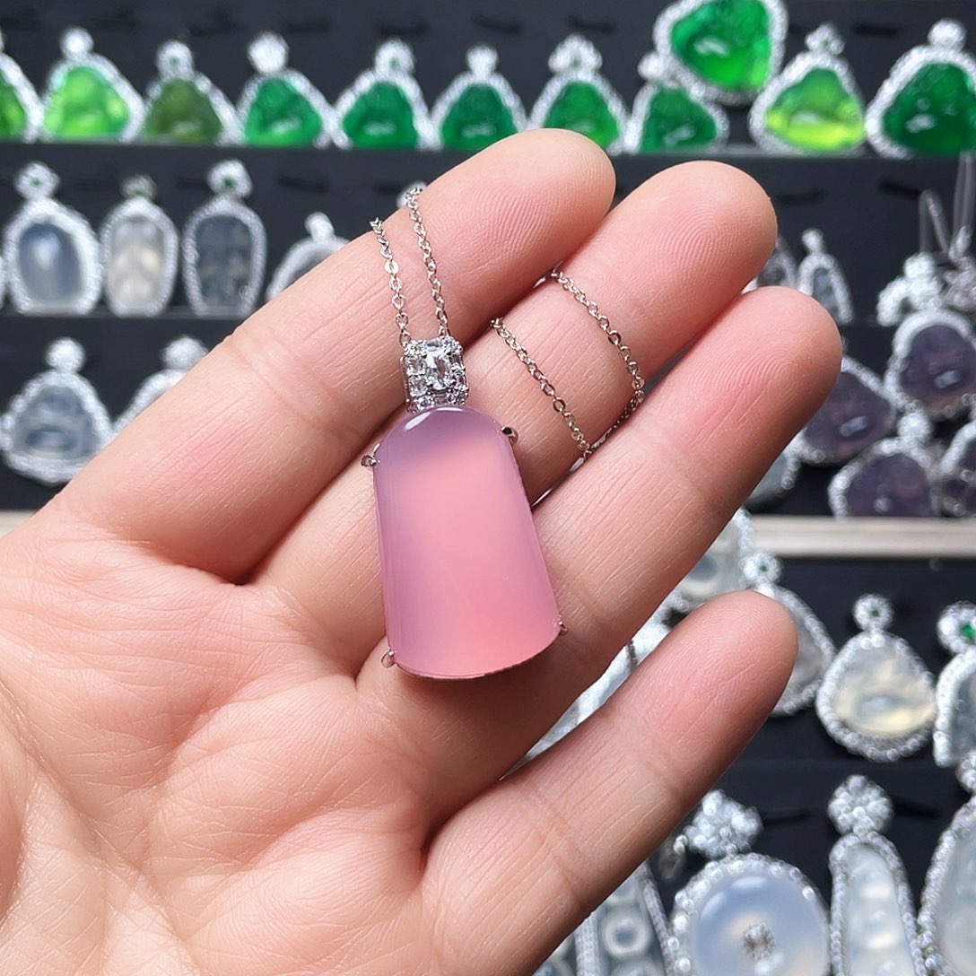 玛瑙/玉髓颈饰合金