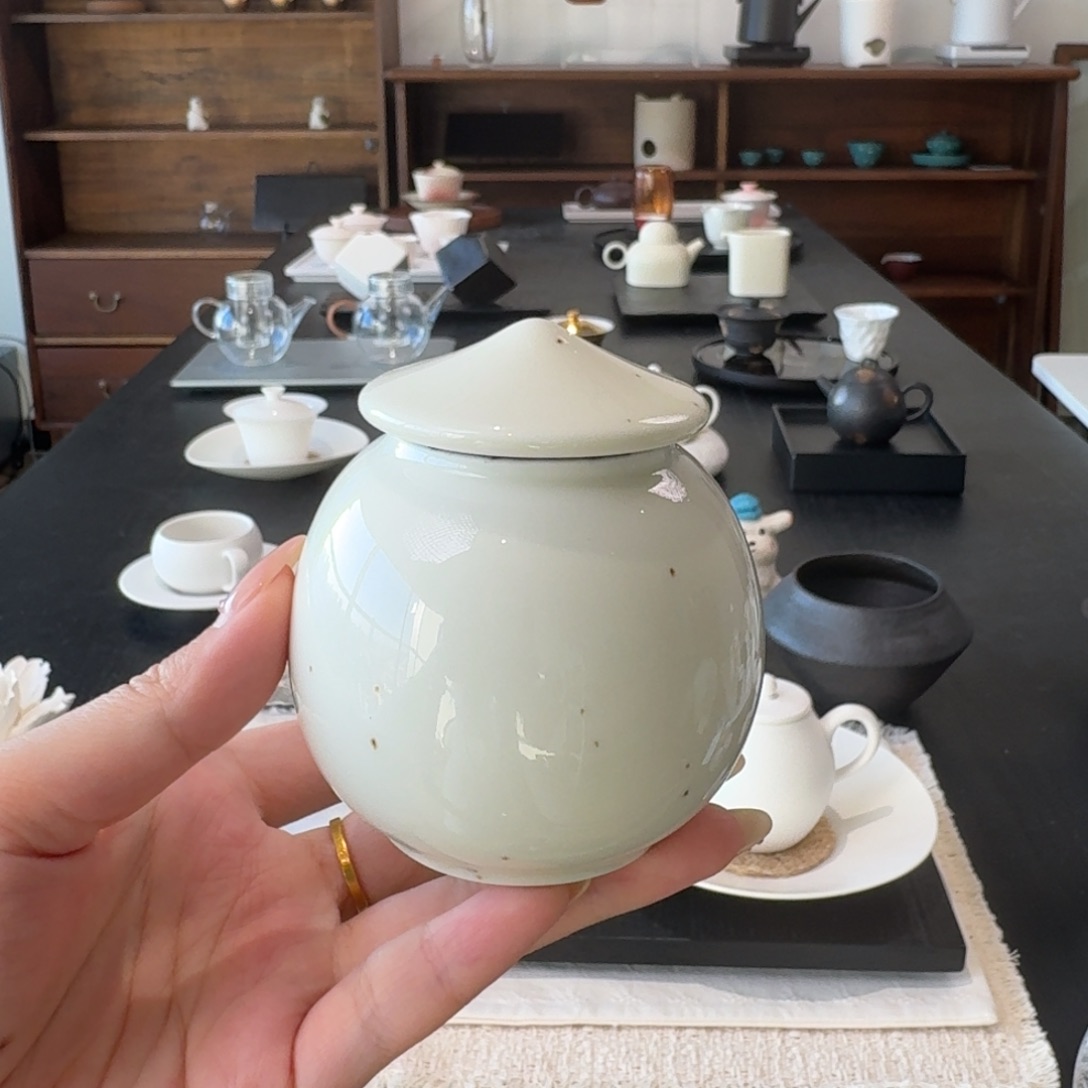 福利价草木灰茶叶罐罐