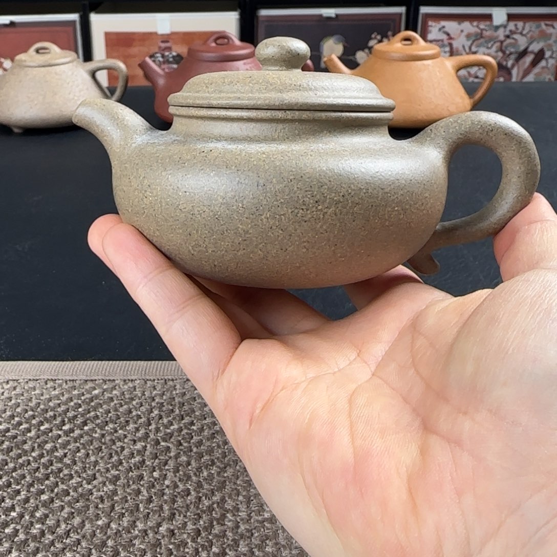 紫砂茶壶微瑕仿古