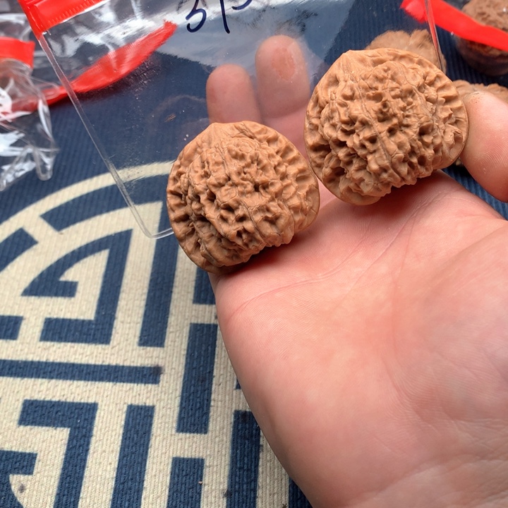 文玩核桃吊坠官帽福利315